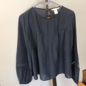 H&M women’s top size 8